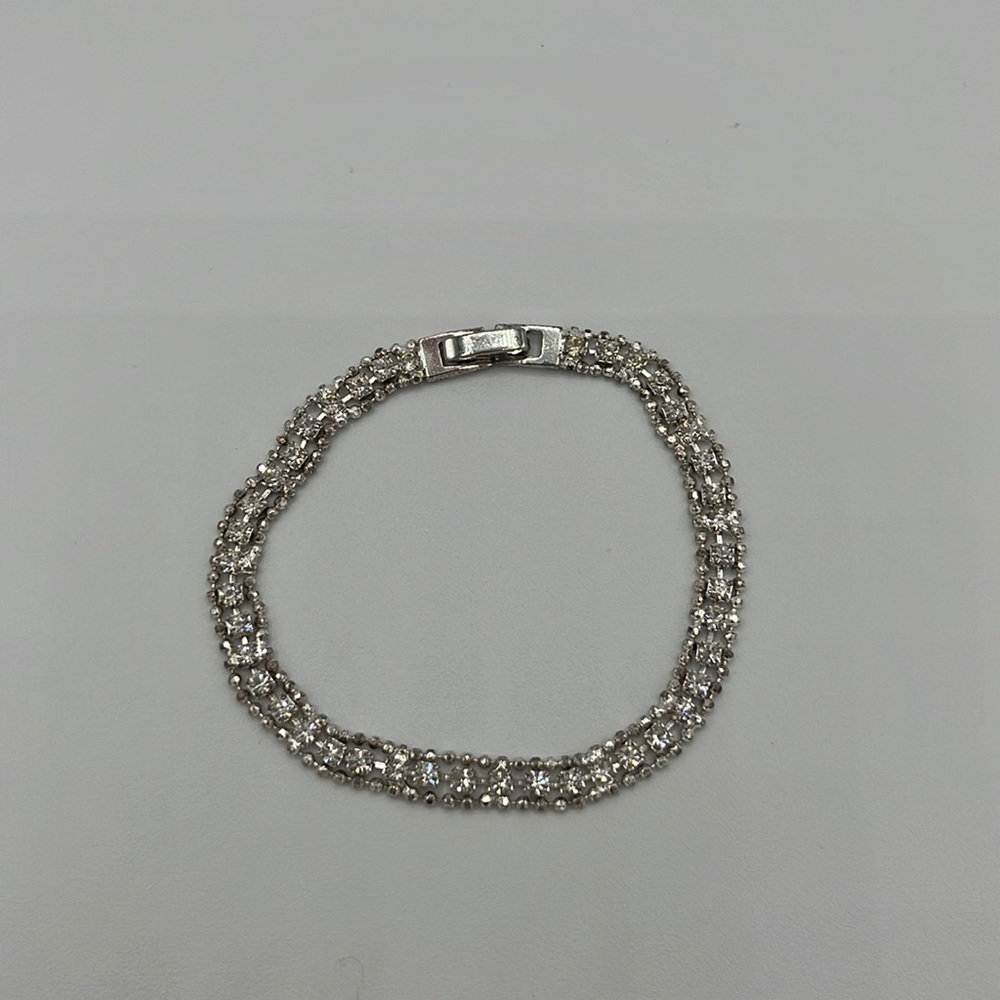 Sparkly metal bracelet